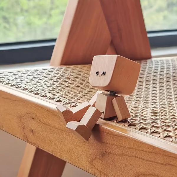 Shaking Wooden Man